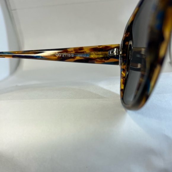 Rare vintage Gucci sunglasses - Picture 3 of 3